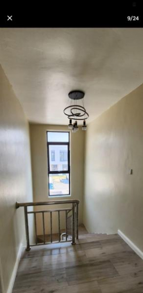 Kingsland Apartment